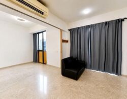 The Luxurie (D19), Condominium #555700621